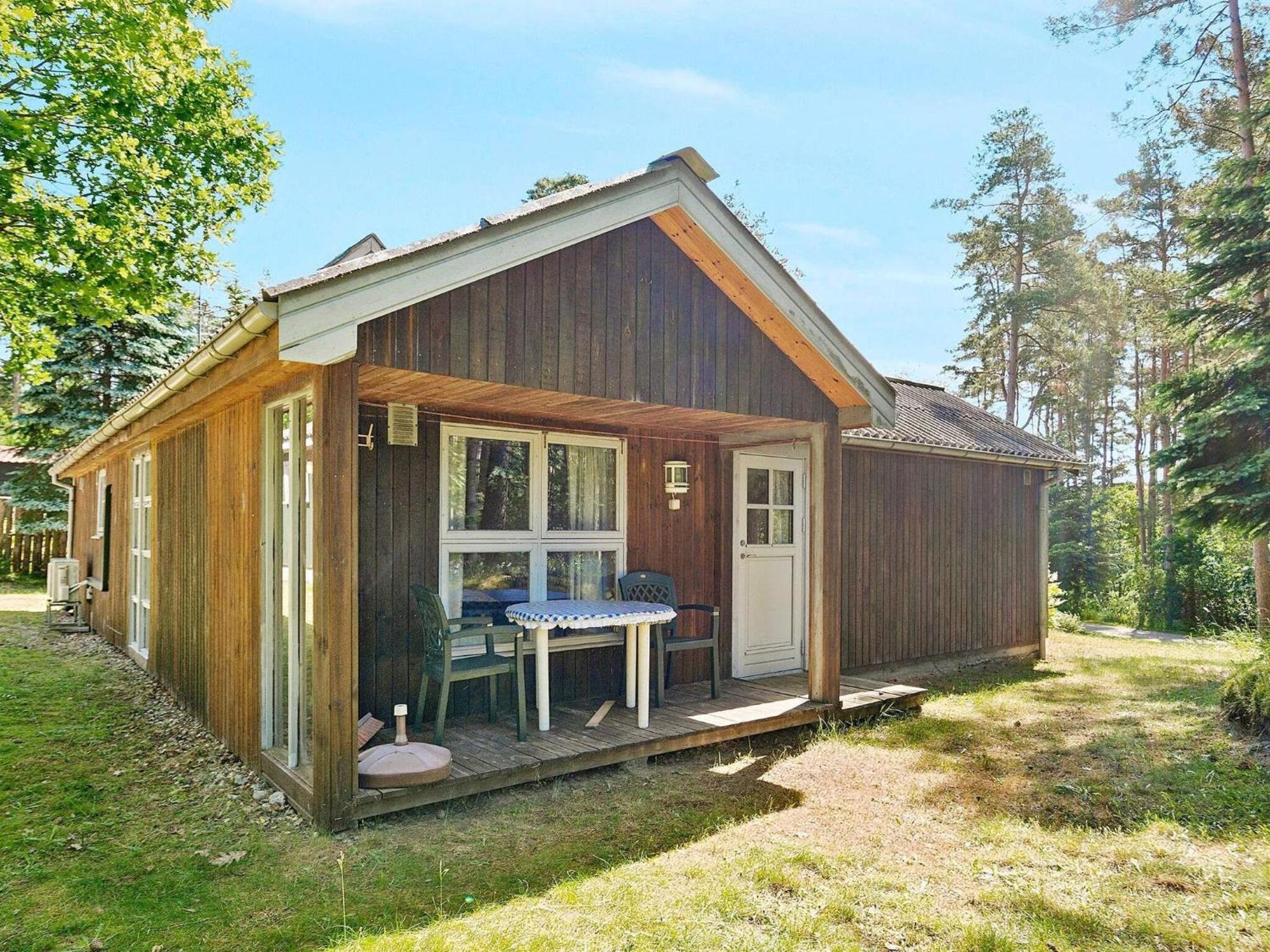 7 Person Holiday Home In Kolind 外观 照片